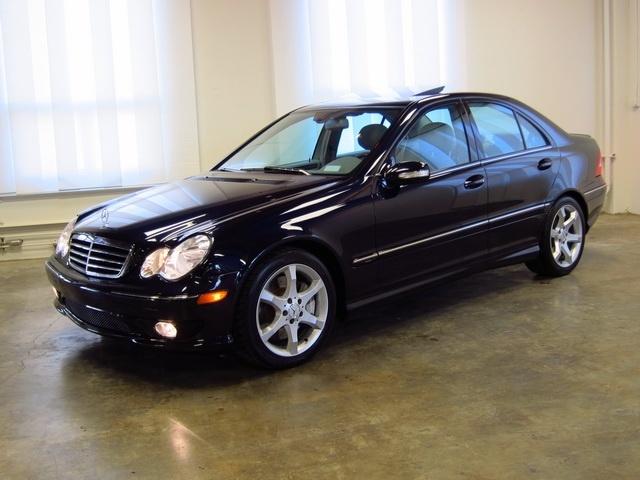 Mercedes-Benz C Class 2007 photo 4