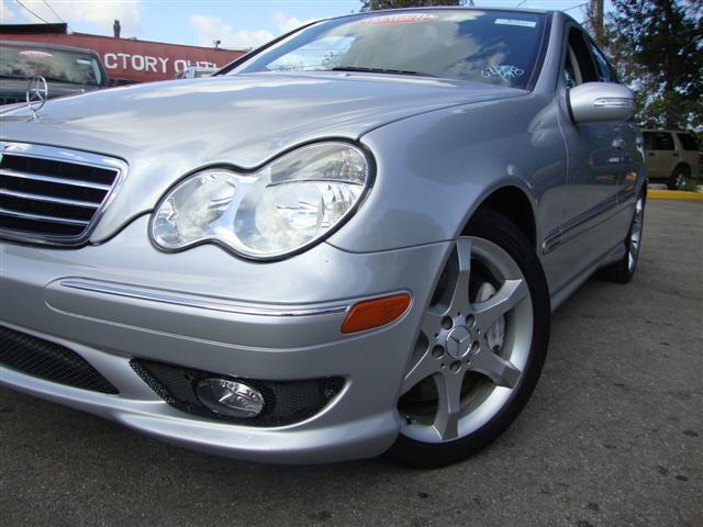 Mercedes-Benz C Class 2007 photo 1