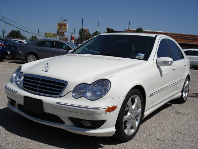 Mercedes-Benz C Class 2007 photo 1