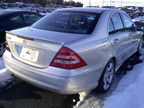 Mercedes-Benz C Class 2007 photo 1