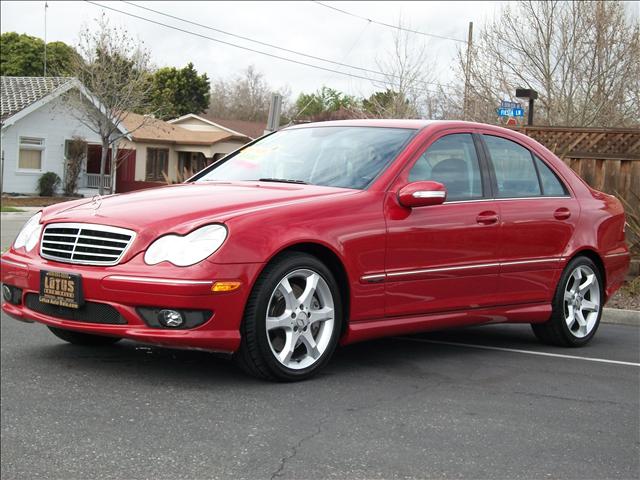 Mercedes-Benz C Class 2007 photo 2