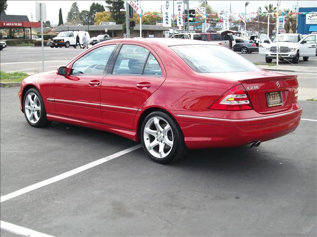 Mercedes-Benz C Class 2007 photo 3