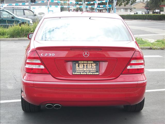 Mercedes-Benz C Class 2007 photo 4