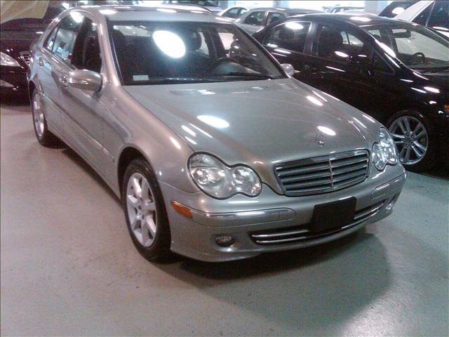 Mercedes-Benz C Class V8 - AWD Sedan