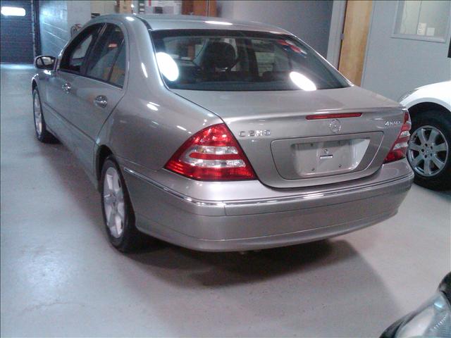 Mercedes-Benz C Class 2007 photo 3