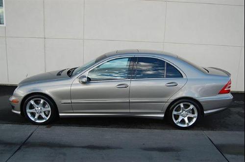 Mercedes-Benz C Class 2007 photo 2
