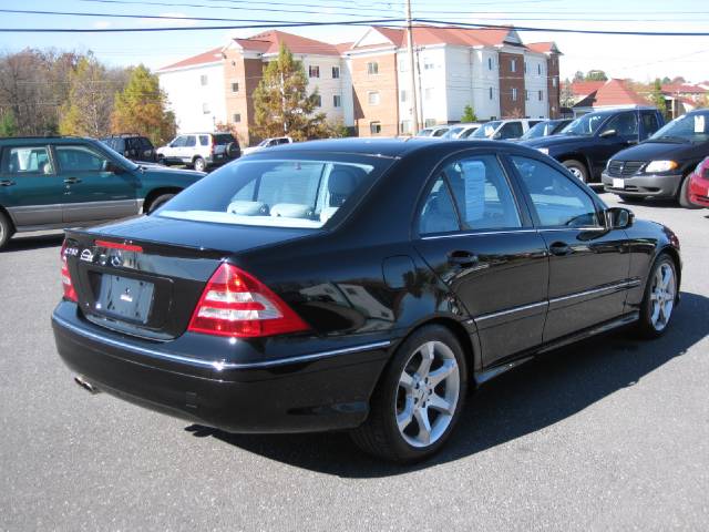 Mercedes-Benz C Class 2007 photo 2