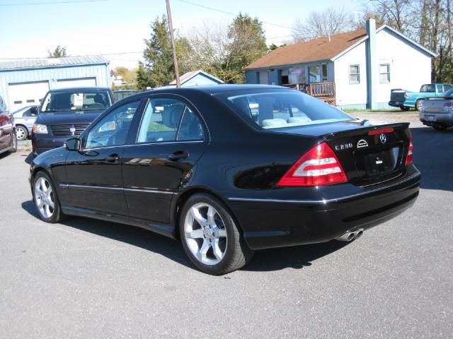 Mercedes-Benz C Class 2007 photo 3
