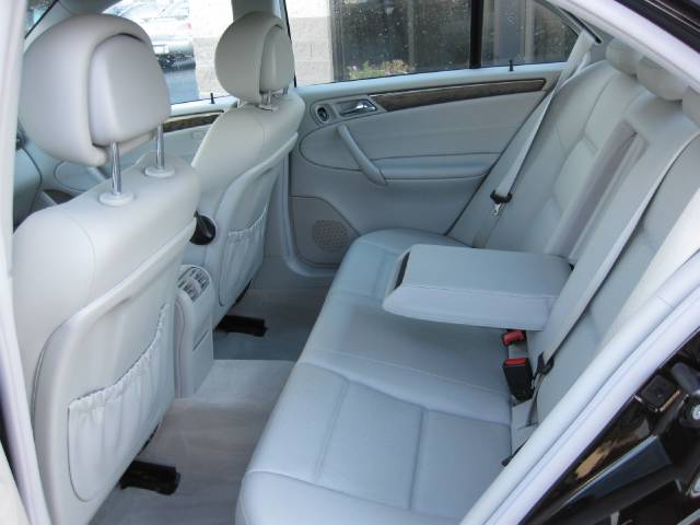Mercedes-Benz C Class 2007 photo 5