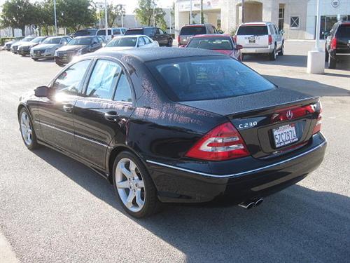 Mercedes-Benz C Class 2007 photo 2