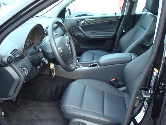 Mercedes-Benz C Class 2007 photo 3