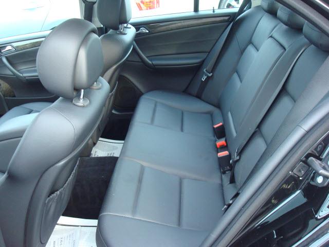 Mercedes-Benz C Class 2007 photo 4