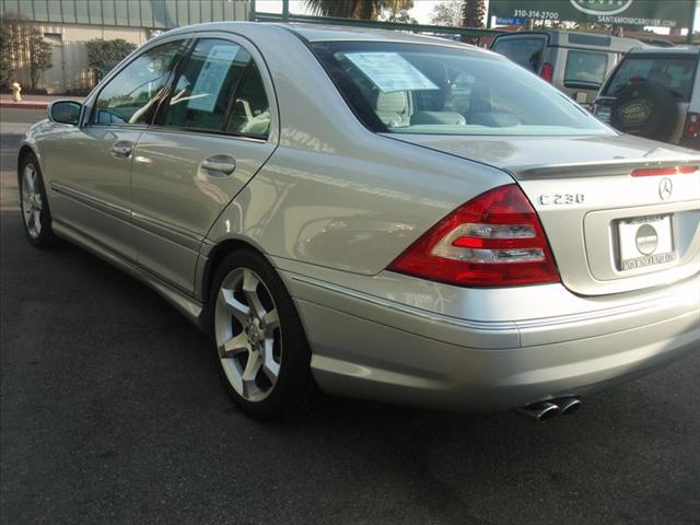 Mercedes-Benz C Class 2007 photo 4