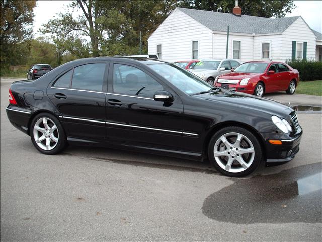 Mercedes-Benz C Class 2007 photo 2