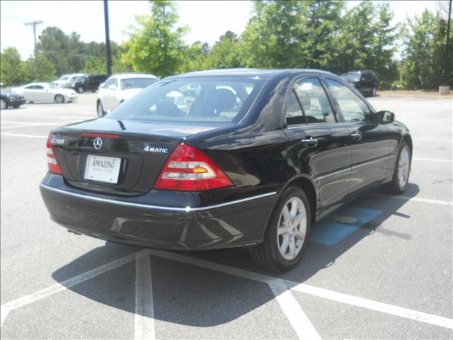 Mercedes-Benz C Class 2007 photo 4