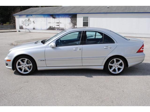 Mercedes-Benz C Class 2007 photo 2