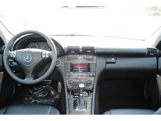 Mercedes-Benz C Class 2007 photo 3