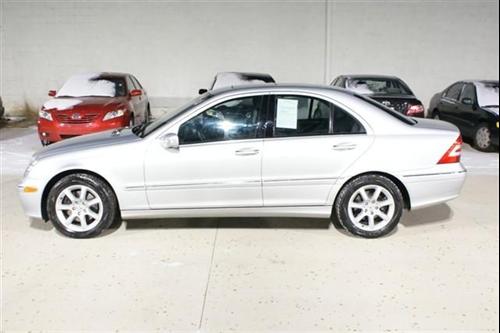 Mercedes-Benz C Class 2007 photo 3