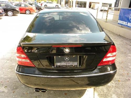 Mercedes-Benz C Class 2007 photo 1