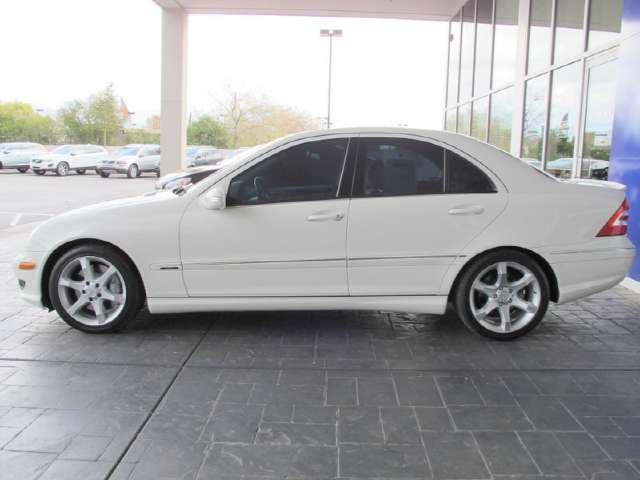 Mercedes-Benz C Class 2007 photo 3
