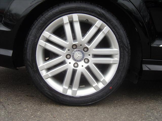 Mercedes-Benz C Class 2008 photo 4