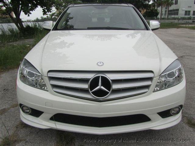Mercedes-Benz C Class 2009 photo 1