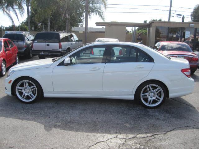 Mercedes-Benz C Class 2009 photo 5