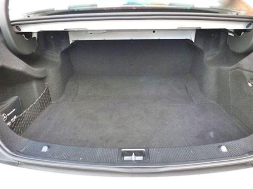 Mercedes-Benz C Class 2009 photo 2