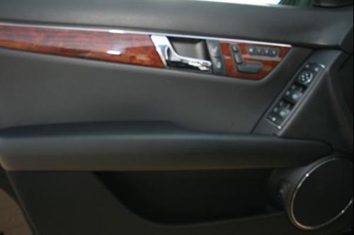 Mercedes-Benz C Class 2009 photo 0