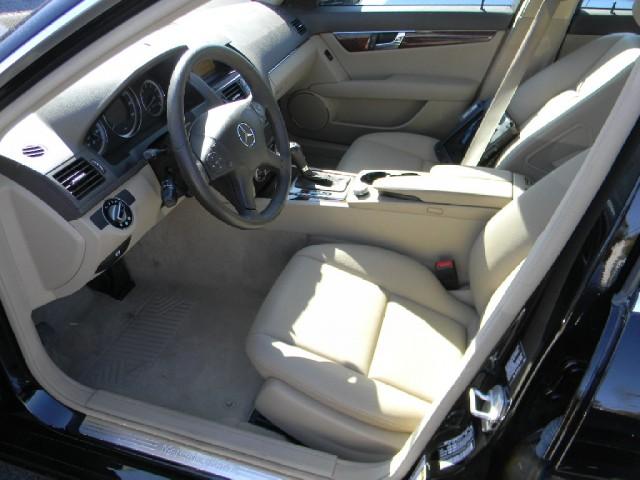 Mercedes-Benz C Class 2009 photo 1