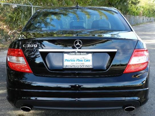 Mercedes-Benz C Class 2009 photo 3