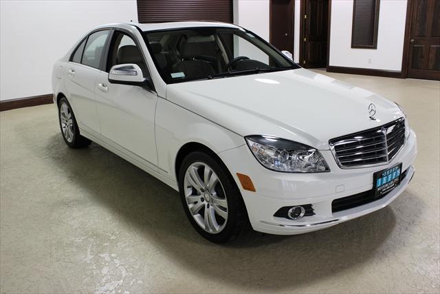 Mercedes-Benz C Class 2009 photo 3