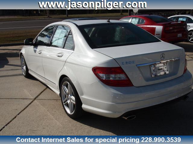 Mercedes-Benz C Class 2009 photo 4