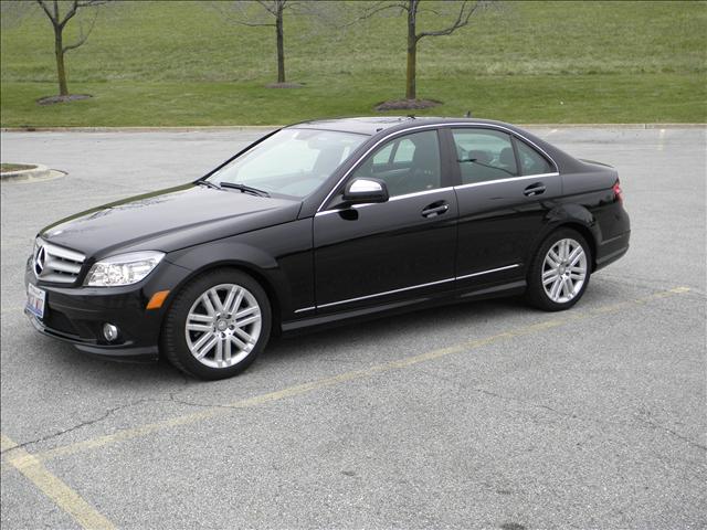 Mercedes-Benz C Class 2009 photo 2