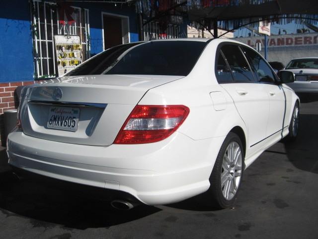Mercedes-Benz C Class 2009 photo 5