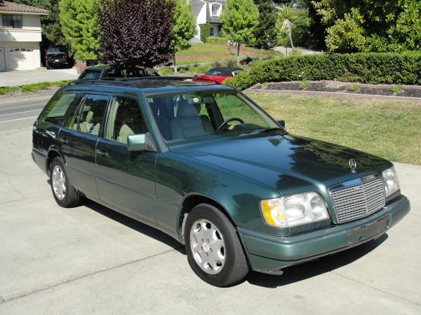 Mercedes-Benz E-Class 1995 photo 3