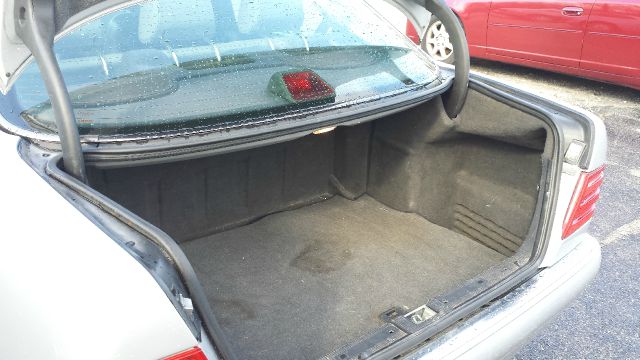 Mercedes-Benz E-Class 1997 photo 2