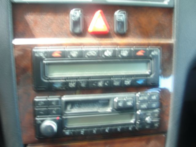 Mercedes-Benz E-Class 1997 photo 1