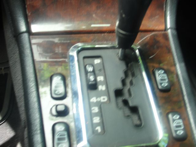 Mercedes-Benz E-Class 1997 photo 2