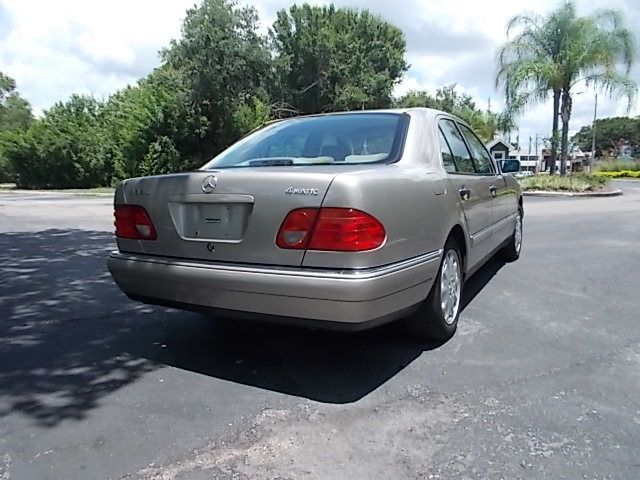 Mercedes-Benz E-Class 1999 photo 2