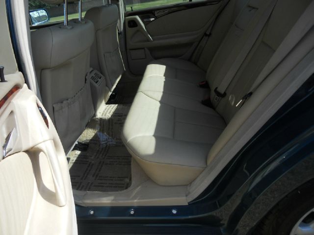 Mercedes-Benz E-Class 1999 photo 3