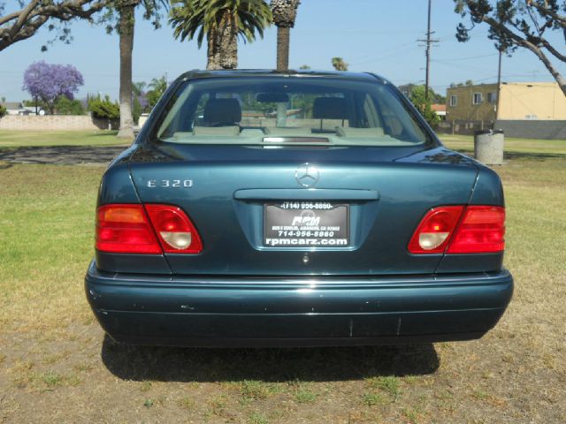 Mercedes-Benz E-Class 1999 photo 7