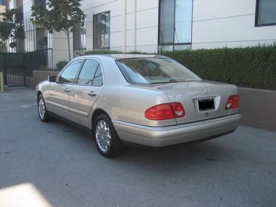 Mercedes-Benz E-Class 1999 photo 2