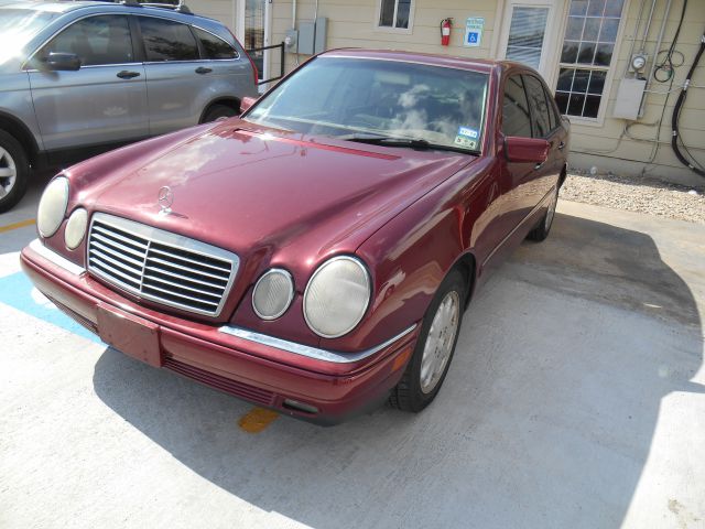 Mercedes-Benz E-Class 1999 photo 4