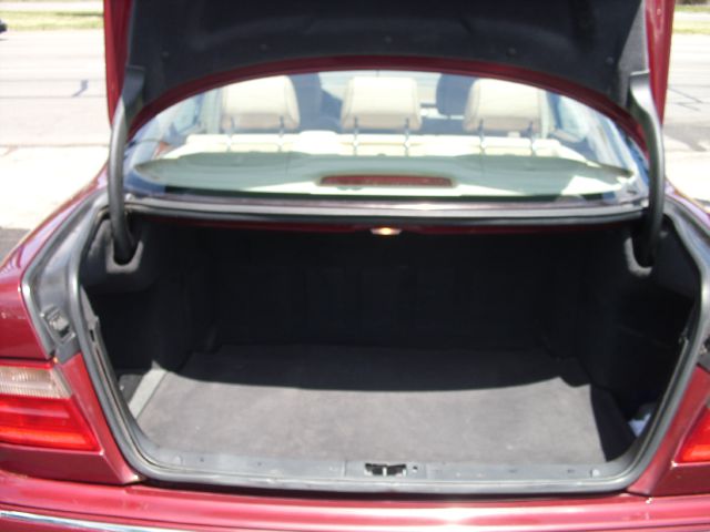 Mercedes-Benz E-Class 2000 photo 3