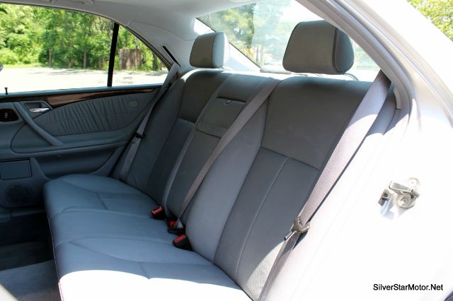 Mercedes-Benz E-Class 2000 photo 18