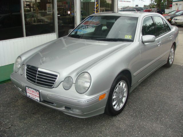 Mercedes-Benz E-Class 2000 photo 13