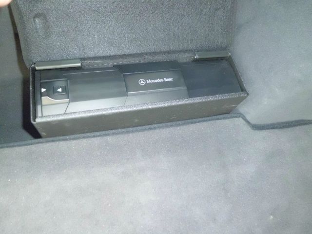 Mercedes-Benz E-Class 2000 photo 12