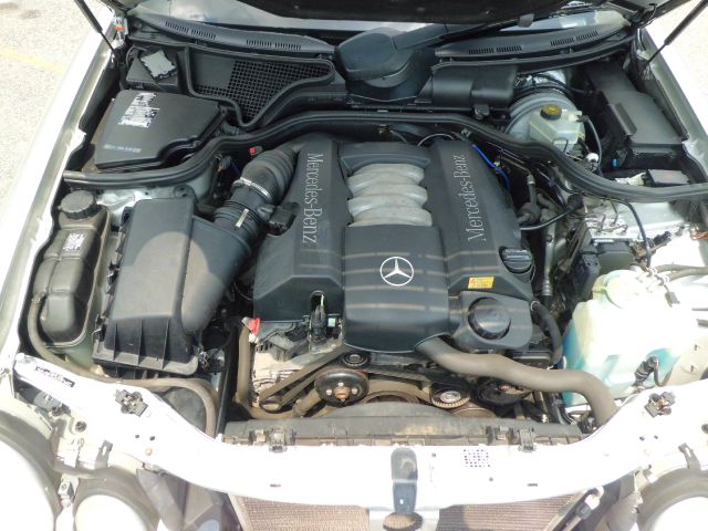 Mercedes-Benz E-Class 2000 photo 2