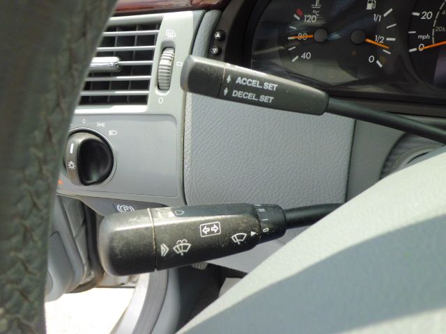 Mercedes-Benz E-Class 2000 photo 21